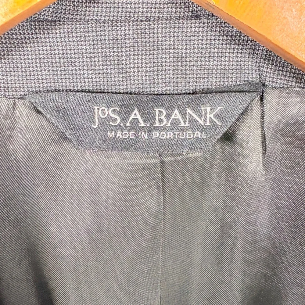 Jos. A.‎ Bank Signature Collection Men Charcoal Gray 100% Wool Suit 44L